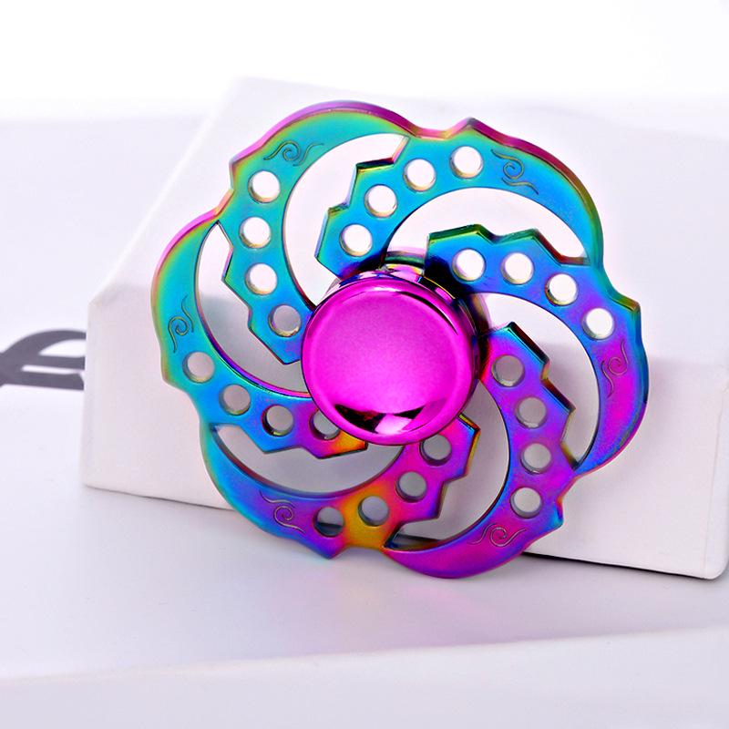 Metallischer Fidget Spinner mit landschaftlichem Motiv: Beliebtes Promi-Straßenmarkt-Dekompressionsspielzeug