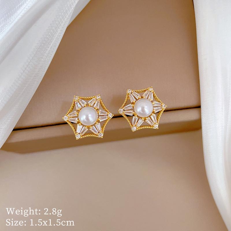 Necklace Earrings Set Light Luxury Full Diamond Hexagonal Pearl Personality Temperament Banquet Earrings Necklace Group