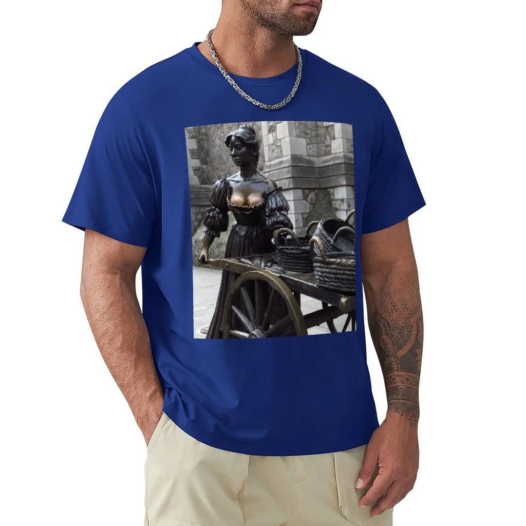 Molly Malone Statue, Suffolk Street, Dublin T-shirt Aesthetic Clothing Oversized Funnys Mens Plain T Shirts