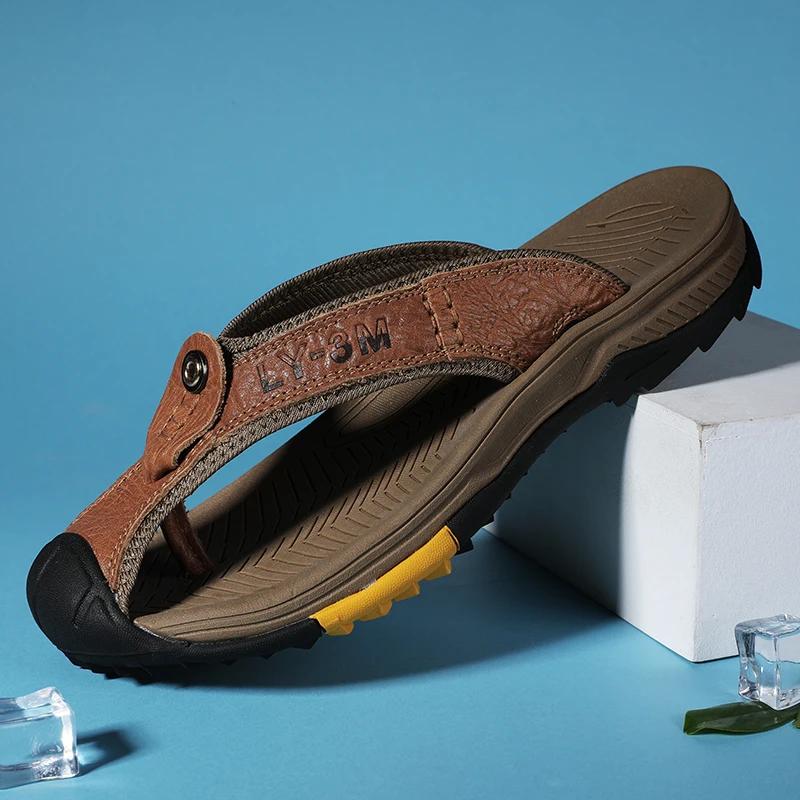 Fashion Genuine Leather Men Flip Flops Outdoor Thick Bottom Beach Shoes Comfortable Men Summer New Male Slides Luxury  Slippers Man