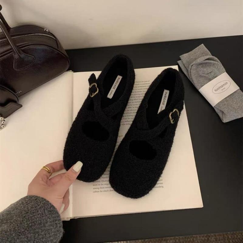 

Women s Flat Shoes Winter New Square Head Shallow Mouth Suede Soft Sole Non-slip Low-top Shoes 40