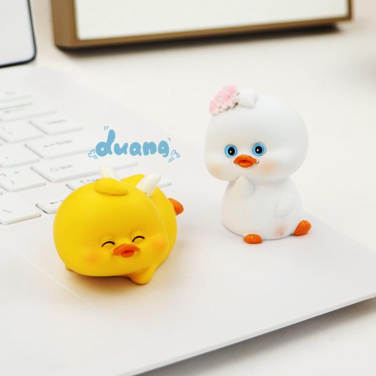 Adorable Yellow Duck Car & Desk Ornament - Creative Interior Decoration