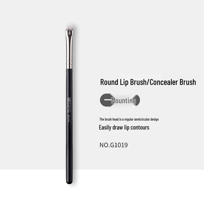 GECOMO Angled Lip and Concealer Brush with Soft Bionic Fibers - Beginner-Friendly, Non-Stick, Portable Makeup Tool