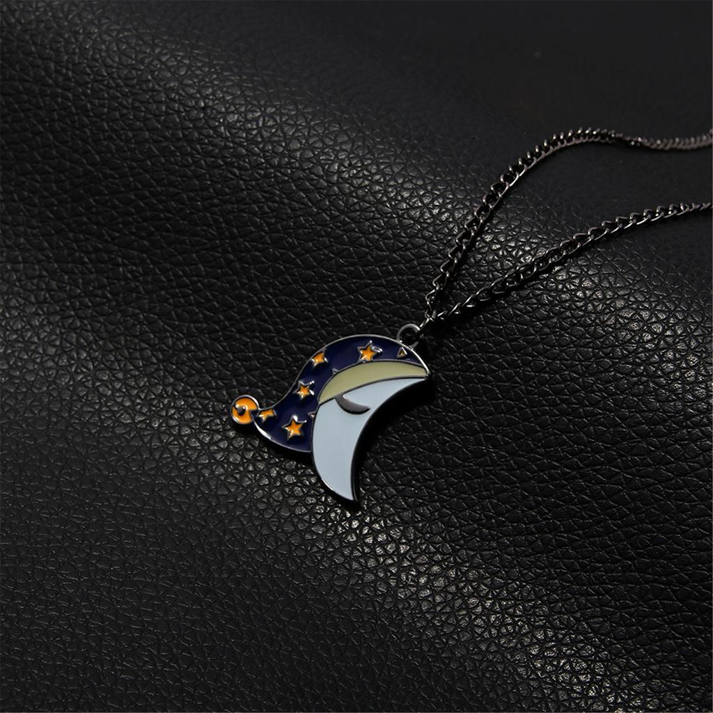 Set de 2 Coliere Aliaj Soare și Lună Colier Elegant pentru Cuplu Pandantiv Dragoste Bijuterii Perfecte pentru Purtare Zilnică și la Petreceri