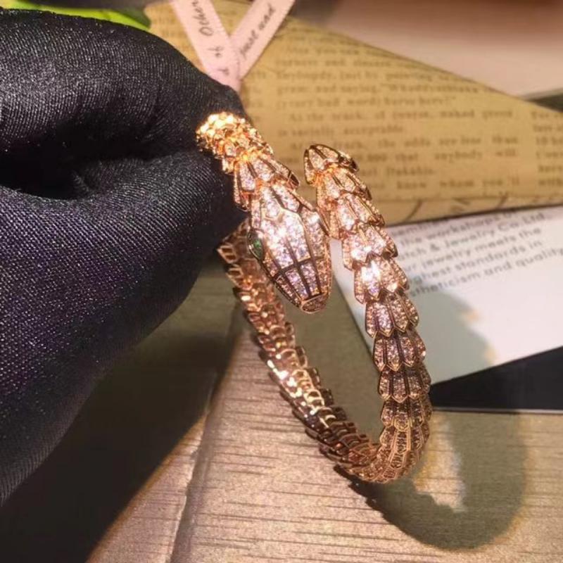 Spirit Snake Shaped Bracelet for Girls with a High-end Feel, Snake Bone Bracelet with an Open Mouth