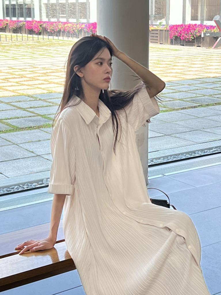 MER MER (2 Colors) Pleated Collar Long Shirt Dress_Black/Ivory