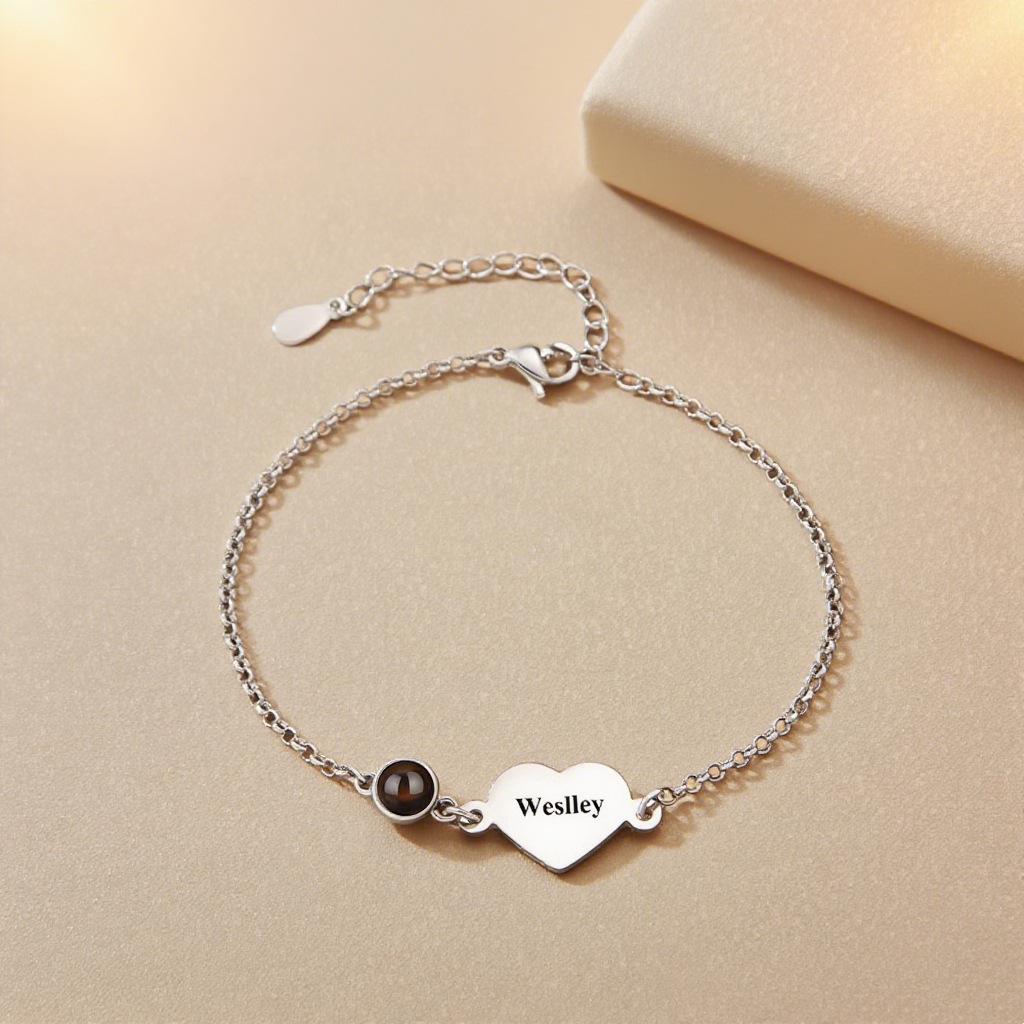 Heart-shaped 100 Languages Projection Bracelet - Laser Engraved DIY Style