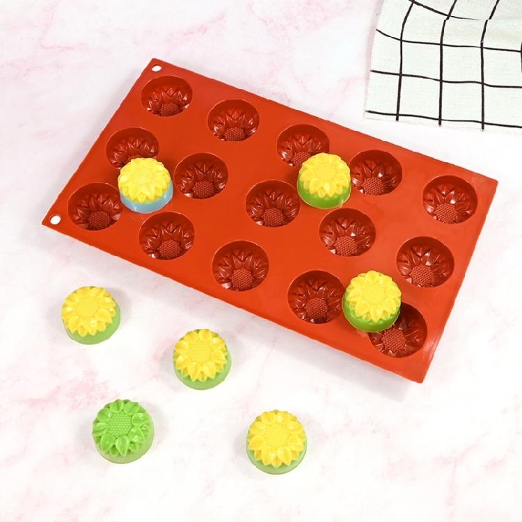 Multiuse 15 Cavity Chrysanthemum Silicone Molds For Baking Cakes Soap Candle Nonstick Oven Safe Kitchen Essential