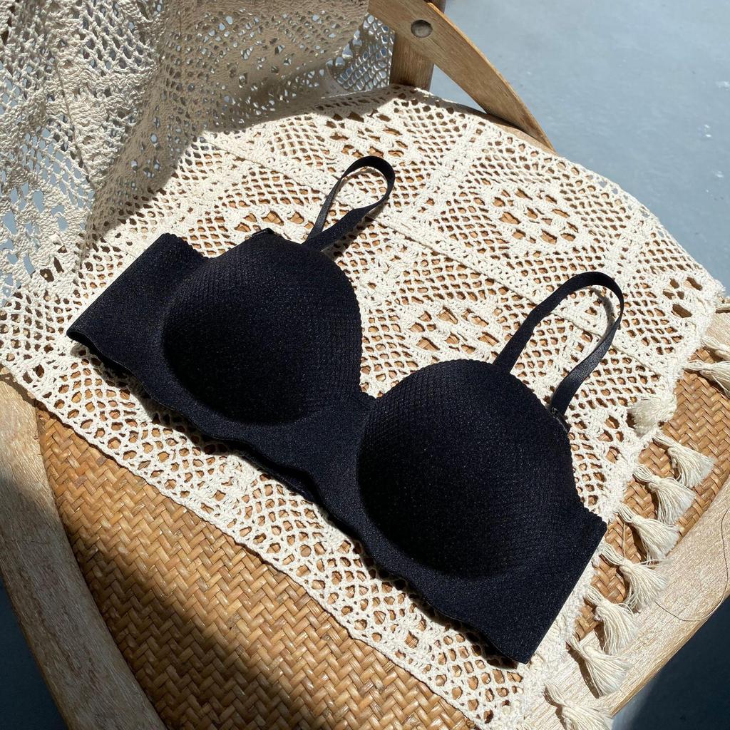 Damen kabelloser Push-Up nahtloser Halbschalen-BH für kleine Brüste