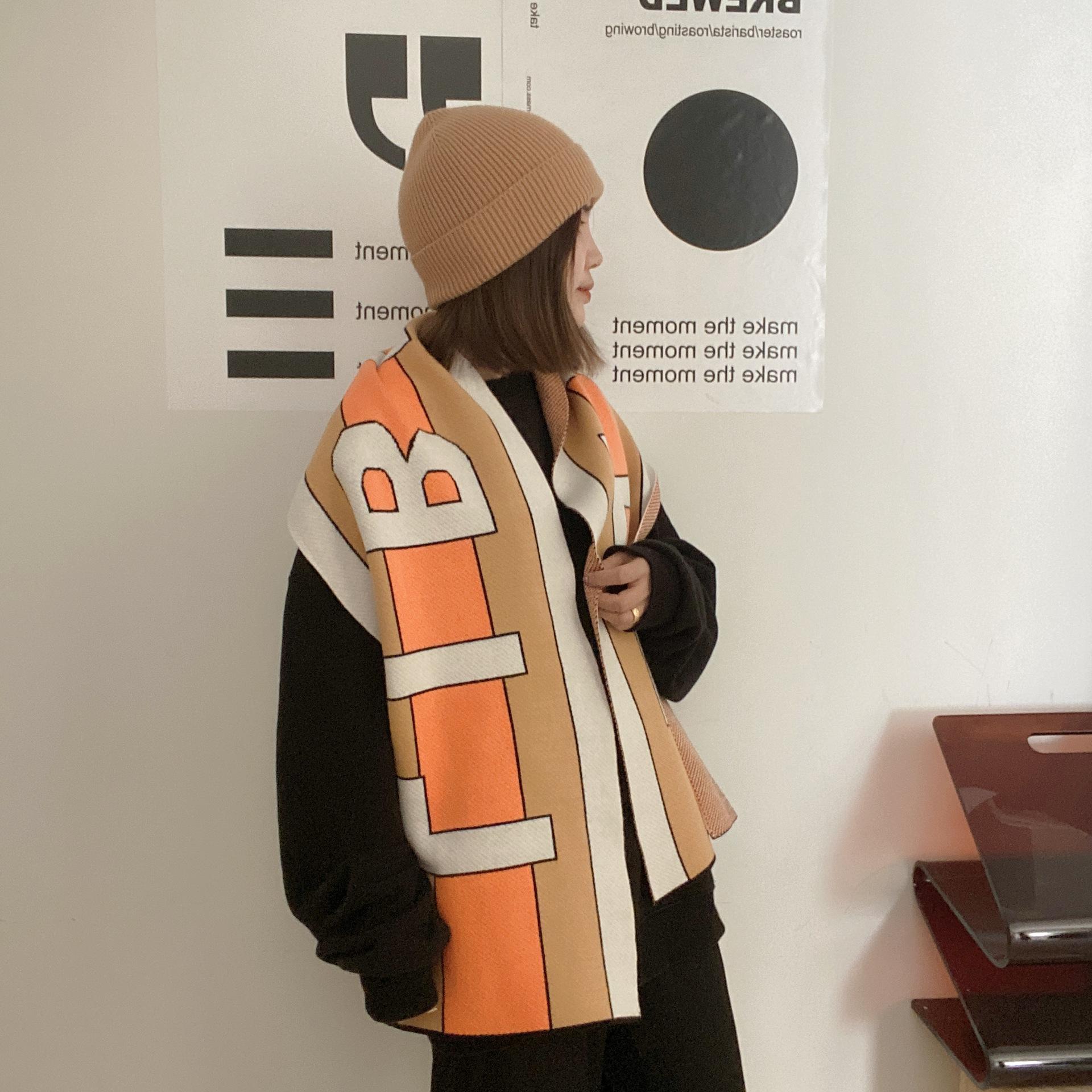 

Autumn and winter new fashion warm letters versatile students wear knitted contrasting scarves in winter 135-175CM верблюд