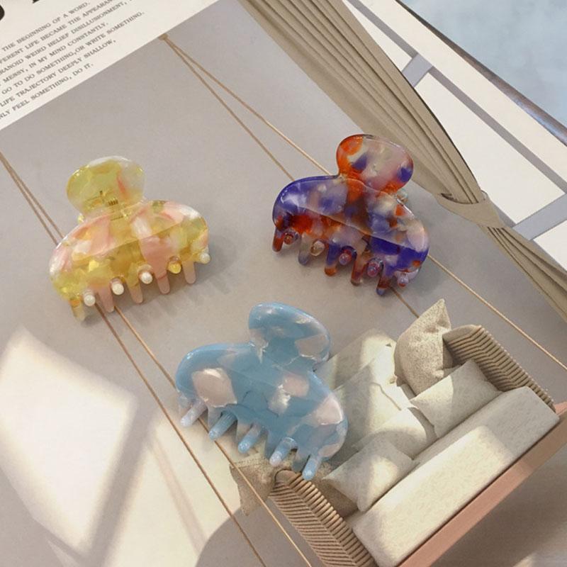 Sweet Small Mini Hair Claws Clip For Women Tortoiseshell Transparent Barrette Acrylic Geometric Hairpin Acetate Hair Accessories