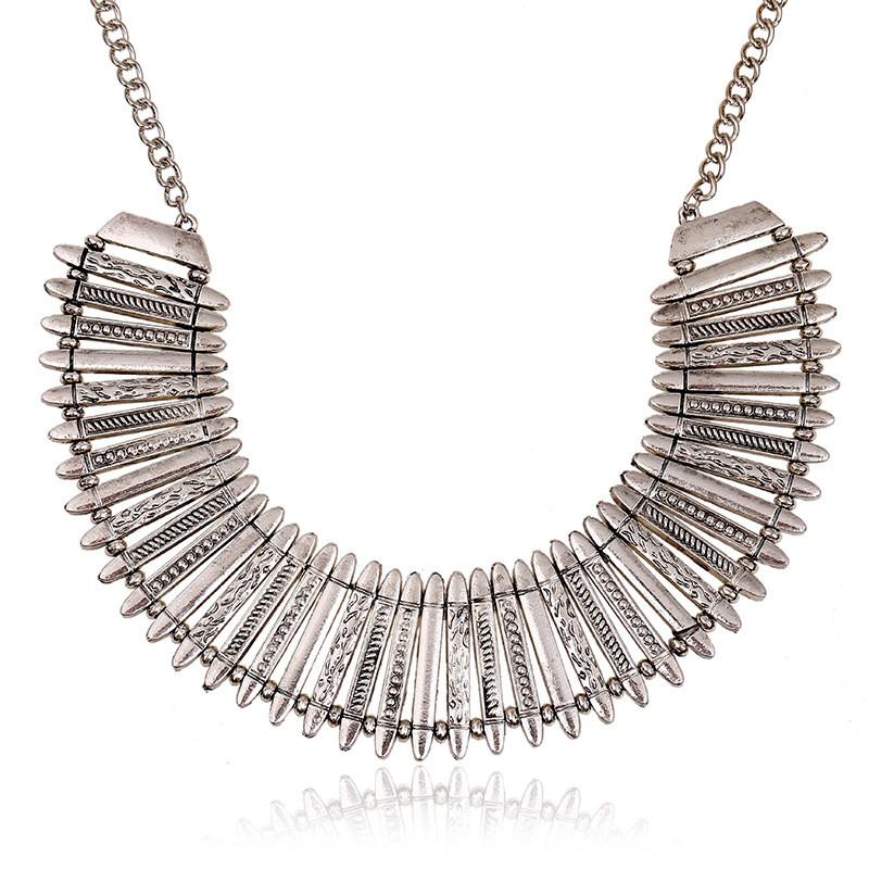 Retro Metal Tassel Necklace With Geometric Shape For Unisex Gift And Employee Appreciation