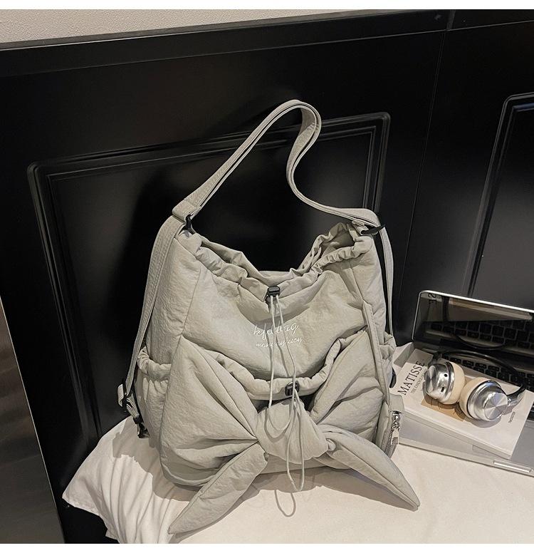 

Повседневная холщовая сумка женская 2025 новая большой вместимости на кулиске сумка-тоут рюкзак зарубежная дорожная на плечо серый