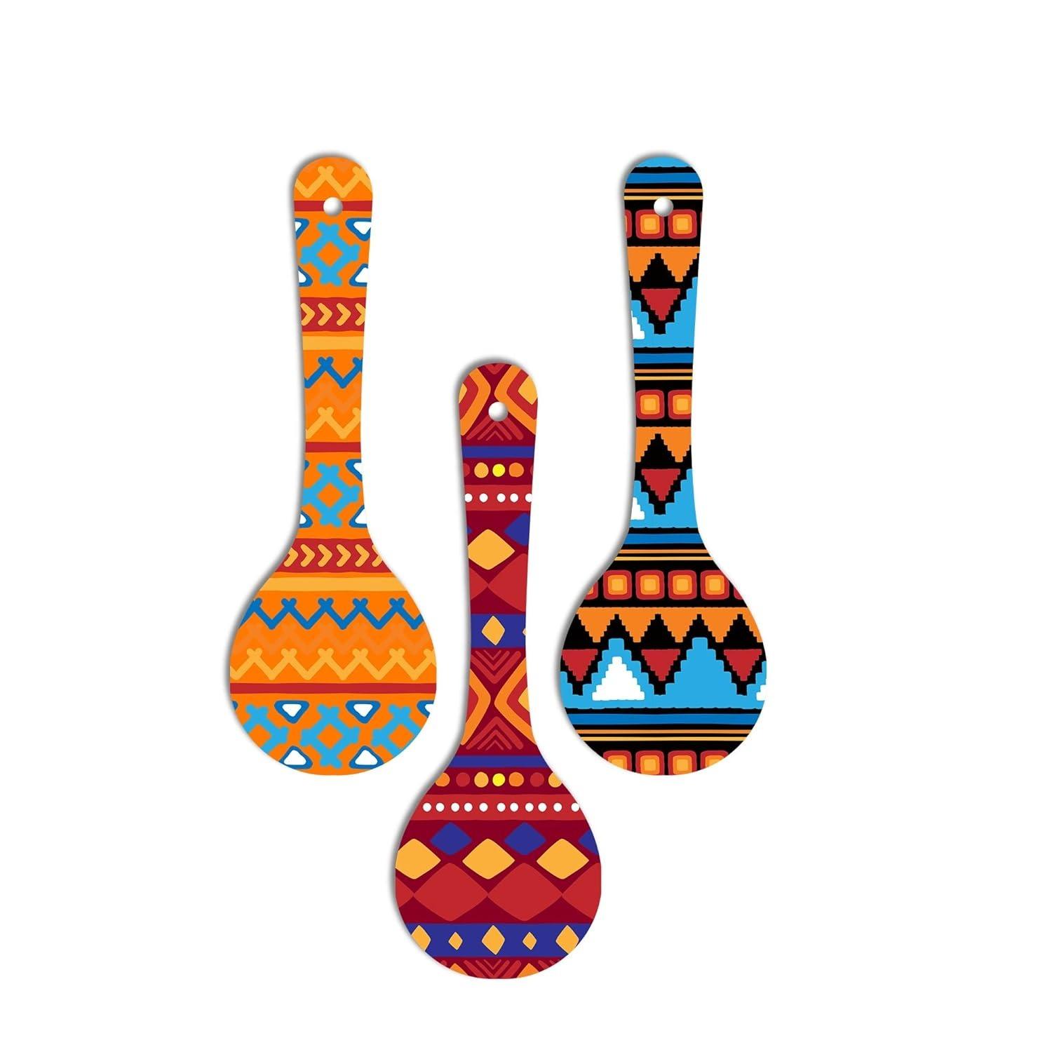 

Дерев яна настінна вішалка з африканським візерунком для дому | Настінний акцент | Настінний постер | Картини | Подарунок | Настінні ілюстрації | Друкований настінний декор Onesize