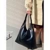 IELGY Retro Simple Commuter Tote Bag Portable One-Shoulder Underarm Female Bag