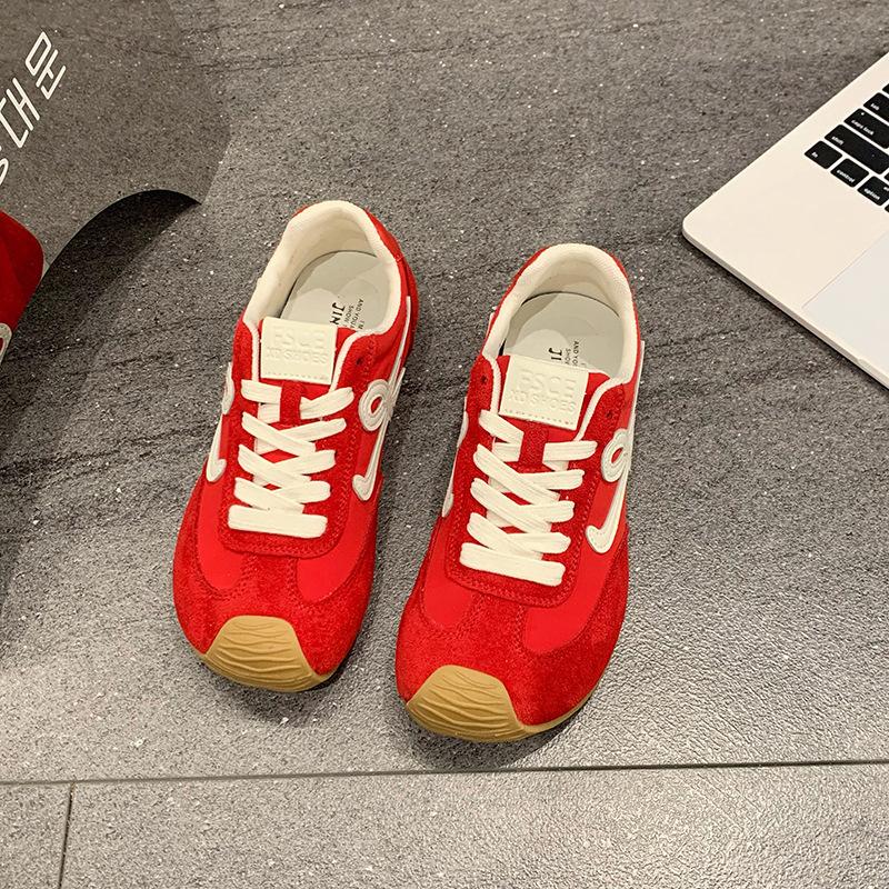Hot wind versatile crooked head women's spring summer new sports and leisure board shoes retro lace-up
