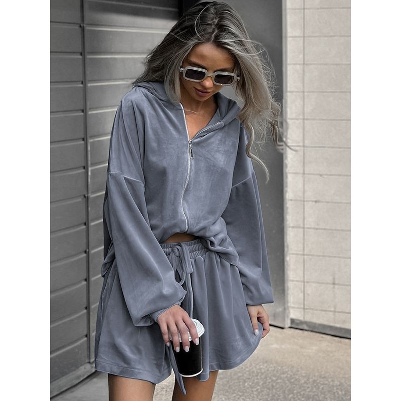 Fashion Winter Knitted Velvet Suit Women's Long Sleeves Hooded Top Zipper Casual Shorts