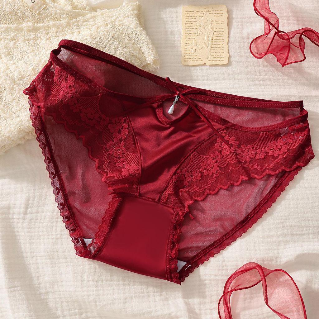 Elegant French Red Lace Low-Waist Thongs: Sexy & Festive Women's Wedding Panties