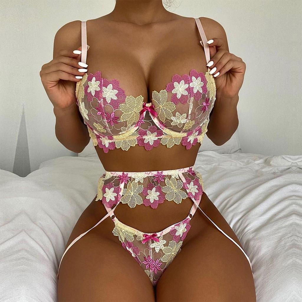Women's Sexy  Lace Flower Embroidery Underwear Sexy Three-piece Suit With Steel Ring