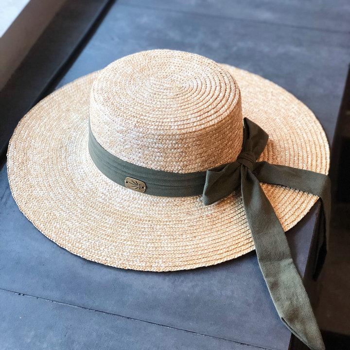 Spring and Summer Straw Retro Big Edge Straw Hat Summer Flat Edge Sun Protection Sunshade Vacation Hat Hepburn Elegant Bow Hat