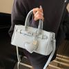 Fashionable and Versatile Pebble Pattern Handbag Women's 2026 Spring/summer New Textured One-shoulder Crossbody Retro Women's Bag