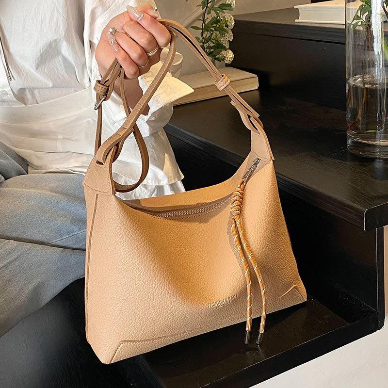 Popular Fashion Korean Version Temperament Simple Tote Bag High Sense Lychee Pattern Commuter Versatile Messenger Bag Women