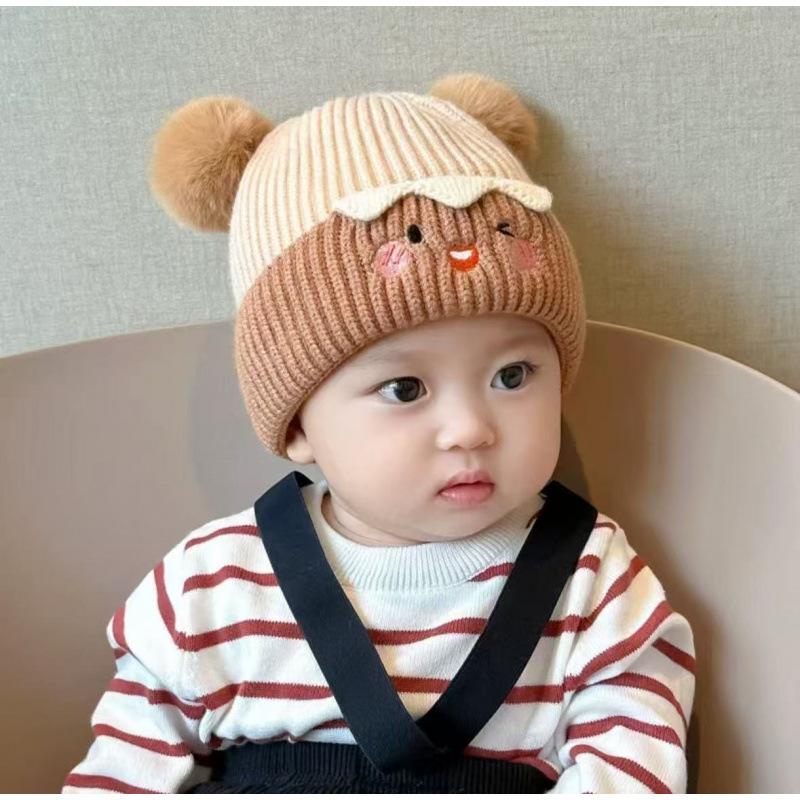 Baby hat autumn and winter cute hairball pullover hat infant knitted wool hat thickened ear protection trend