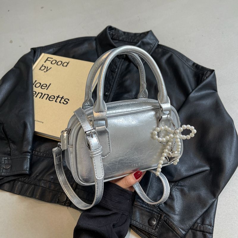 

Summer Popular Silver Small Bag Women s 2025 New Arrival Fashion All-Match Messenger Bag Super Hot Satchel Bowling Bag Silver free pendant