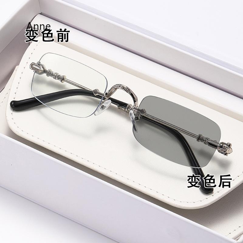 Ultra Light Frameless Photochromic Myopia Glasses Blue Light Blocking Eye Protection Near Sight Glasses Color Changing Eyewear