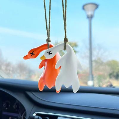 1-5pcs UV Color Changing Duck Car Accessory Pochromic Keychain Hanging Ornament Creative Party Favors Gifts for Cars Decor