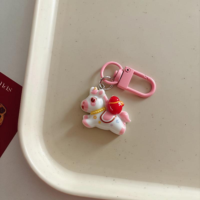 1/5ks Roztomilý Kreslený Poník Klíčenka Kreativní Kawaii Pryskyřice Kůň Závěsné Dekorace Batohu Příslušenství Dárky Roku Koně