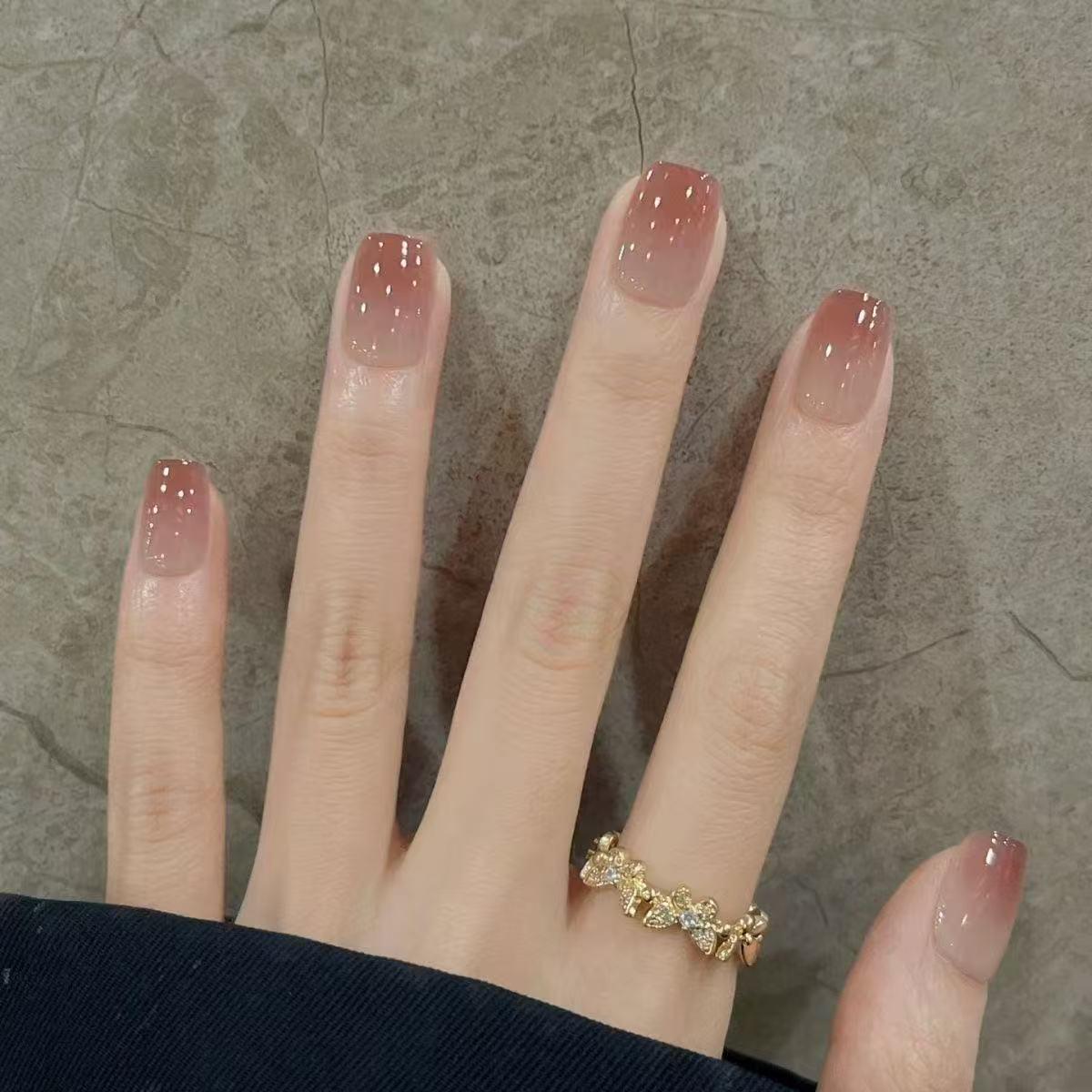 

High-End Short Manicure Set: Pre-Made Wearable Nail Patches Collection