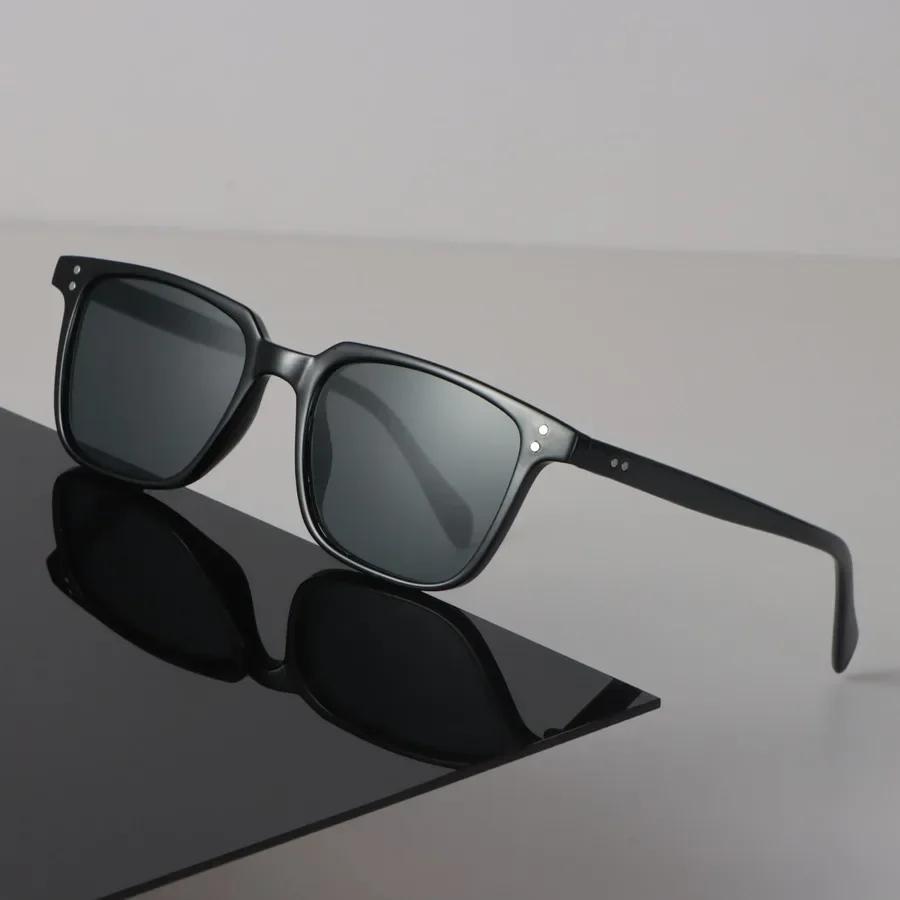 Vintage Rectangle Sunglasses Women Men Casual Fashion Glasses Luxurious Brand Designer Female