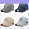 Sommerliche Baseballkappe aus Mesh mit gestickten Buchstaben und verstellbarer Passform für lässige Streetwear