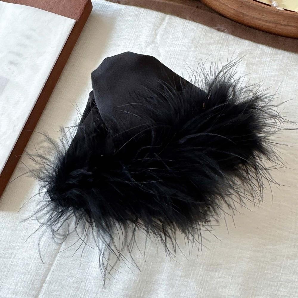 Plastic Satin Triangle Shark Clip Elegant Women Hairgrips Fluffy Feather Hair Claw  for Gifts