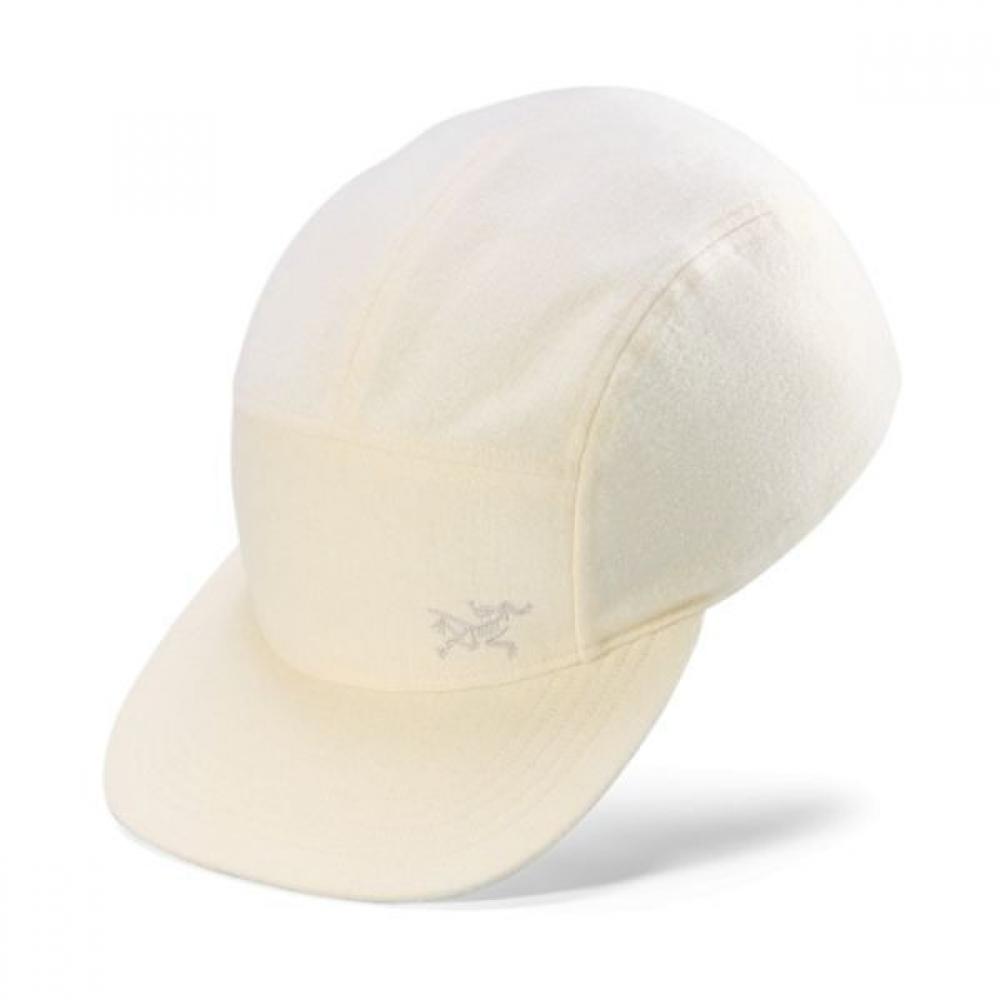 

Arc Teryx ArcTeryx Arc Teryx Fw24 Kallidium 5 Panel Wool Cap ARCTIC SILKNA