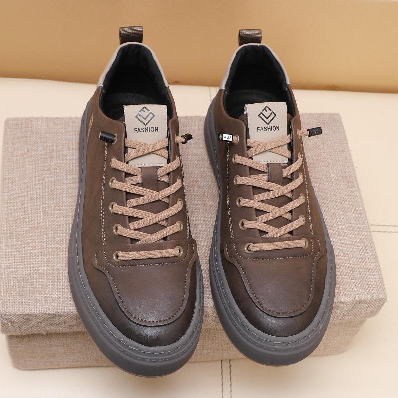 Fashion Men Genuine Leather Casual Shoes Fashion Italian Designer Shoe Lightweight Antiskid Walking Shoes for Men Outdoor Comfy Sneakers