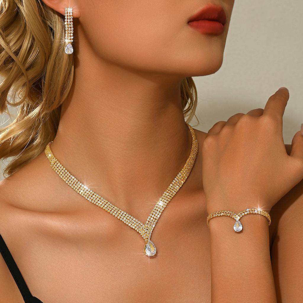 Hot selling spot wedding dresses, wedding accessories, necklaces, earrings, bracelets, three piece light luxury accessory set