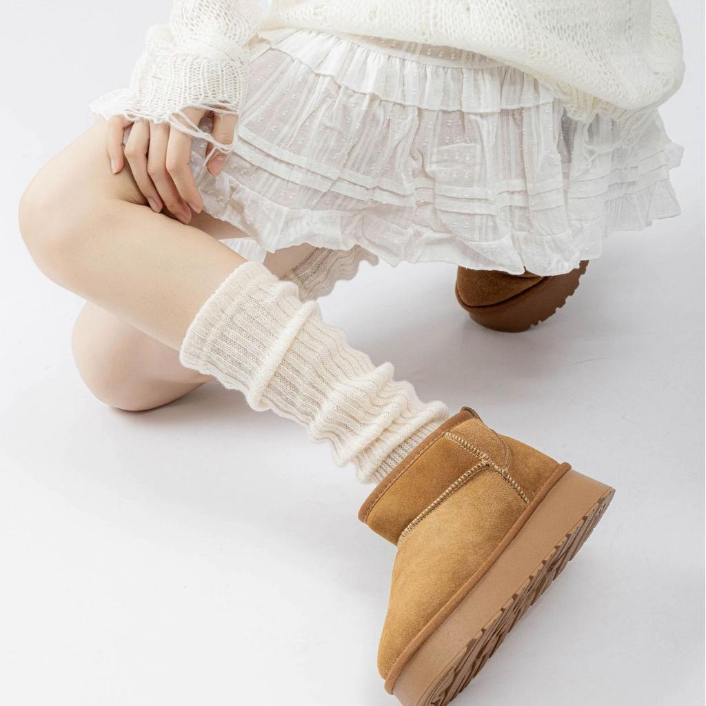 White Foot-Stepping Knitted Socks Cover Spring And Autumn Stacking Socks Y2K Gray Medium-Length Socks With Snow Boots Leg Cover