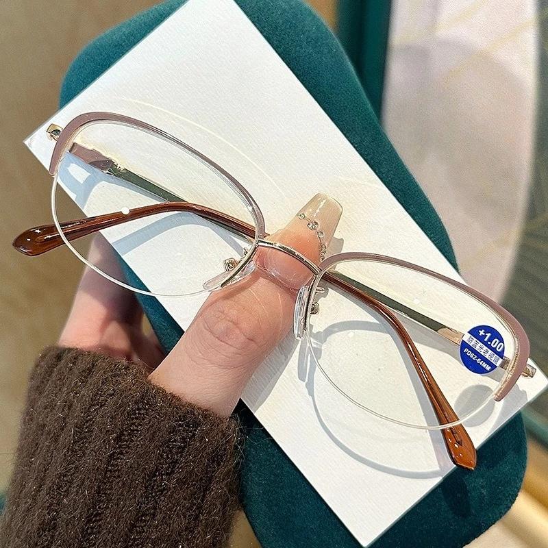 Retro Cat Eye Reading Glasses Fashion Luxury Design Women Presbyopia Eyewear Vintage Blue Light Blocking Readers for Ladies
