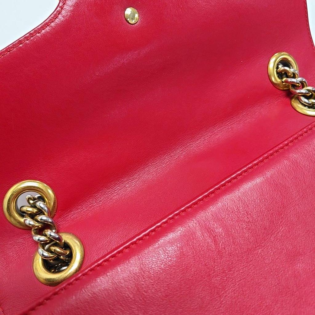 [Pre-Owned] Gucci GG Marmont Small Matelassé Shoulder Bag 'Red' - Very Good #1NWGJ75