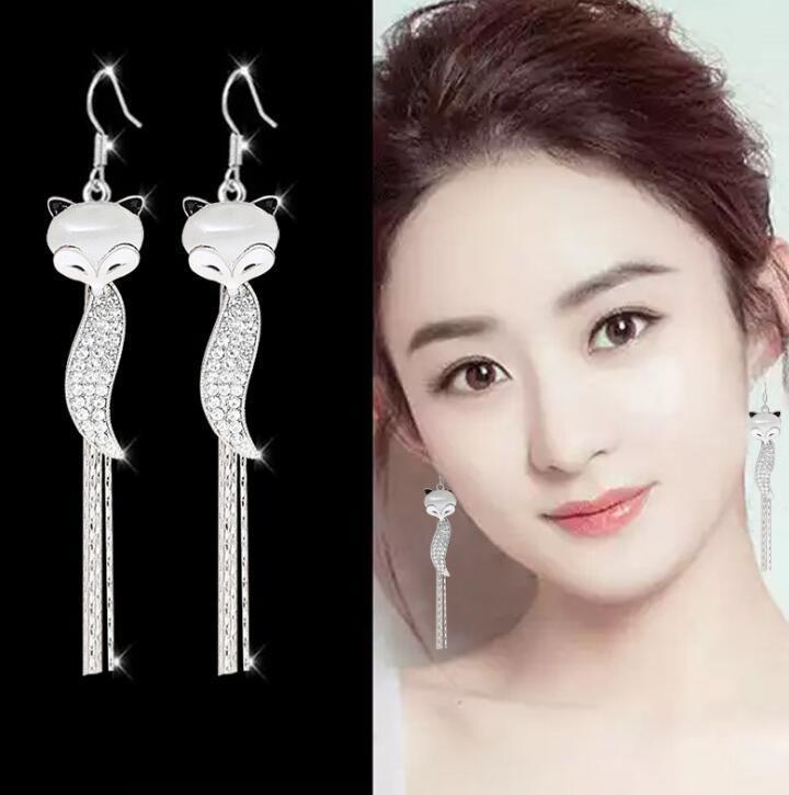 

1 шт. Персонализированные серьги с бахромой в корейском стиле, животное лисичка, женские длинные темпераментные модные серьги, серьги белый