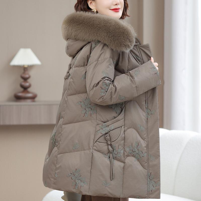 Real Fur Collar Middle-aged Women's Winter Down Coats Hooded Plus Size XL-6XL Embroidery White Duck Down Jackets for Women Thick Warm Parkas