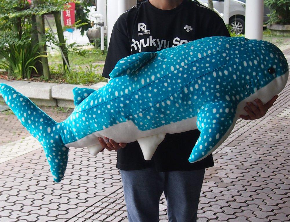 

Плюшевая игрушка китовая акула размер XL 130см