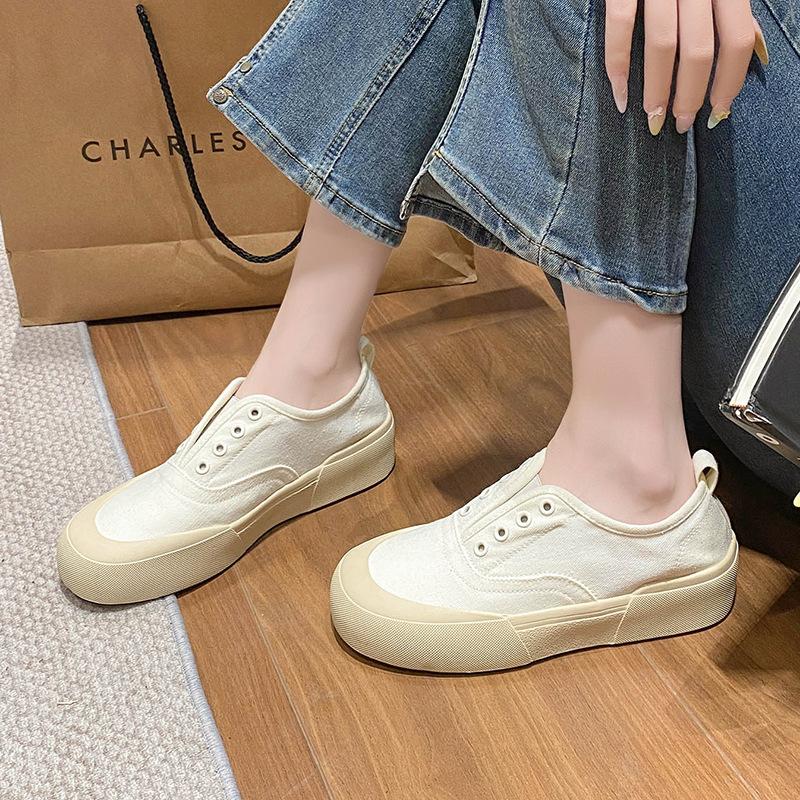 Canvas shoes women's 2025 new spring one-pedal lazy single shoes platform-soled casual women's shoes versatile board shoes