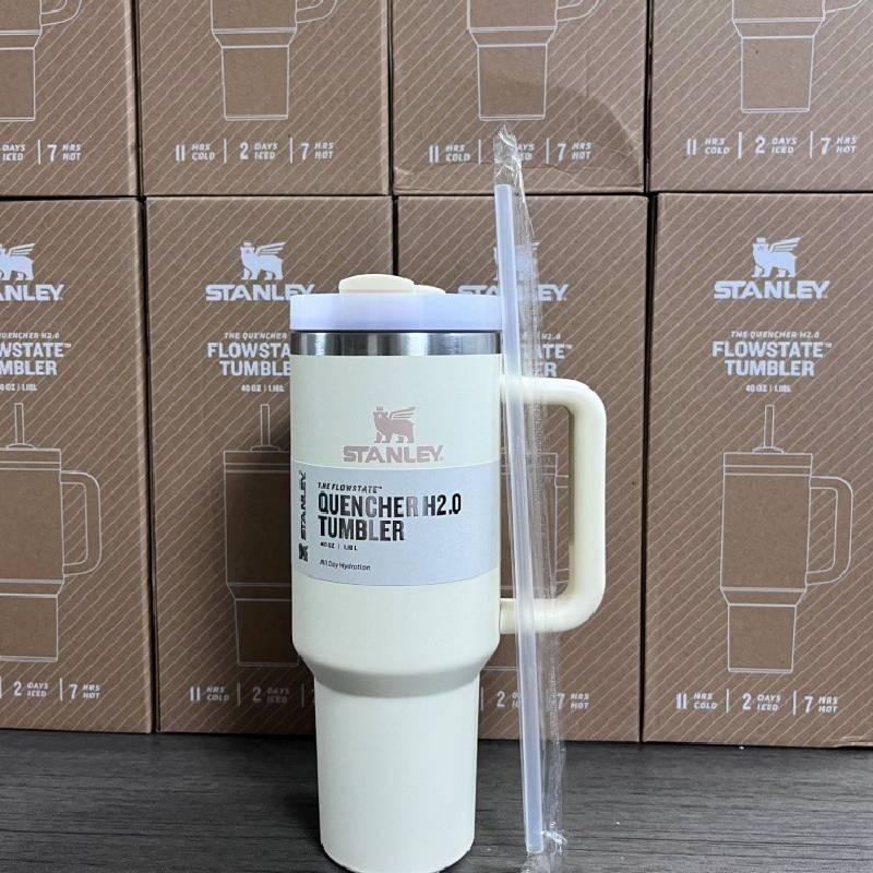 Kubek termiczny Stanley 2. generacji 40oz ze stali nierdzewnej z uchwytem o dużej pojemności w stylu amerykańskim