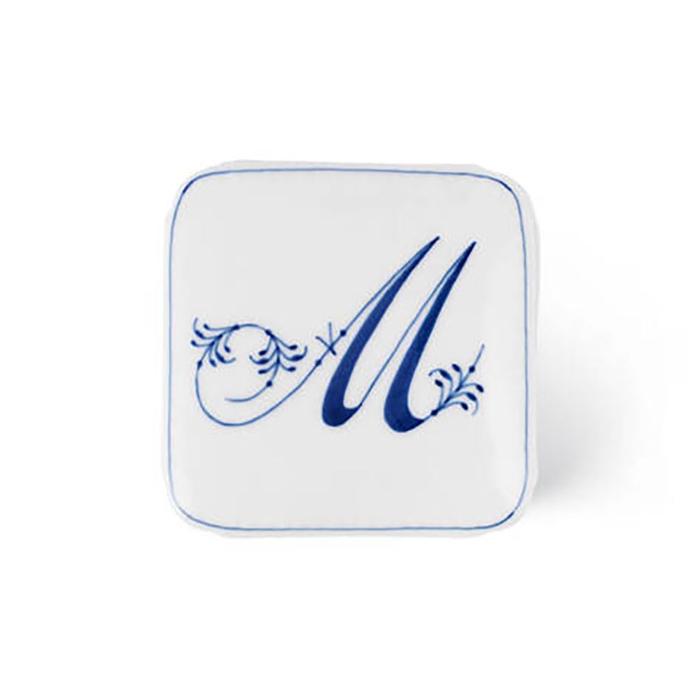 [Authentic Imported Product] Royal Copenhagen Alphabet Collection Bonbonnière Square "M" Height 6cm 1075892