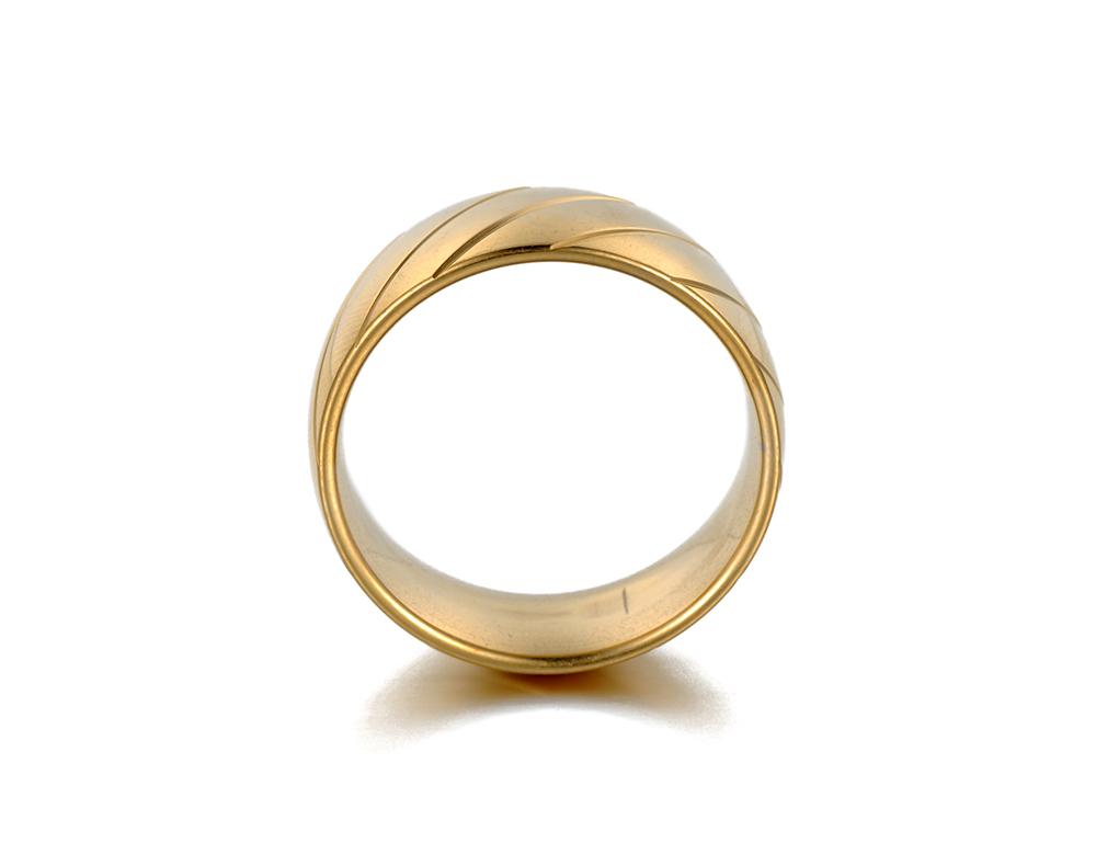 Creative 8mm Slash Cutting Gold Color Stainless Steel Ring For Women Simple Couple Titanium Steel Wedding Ring Jewelry R18122