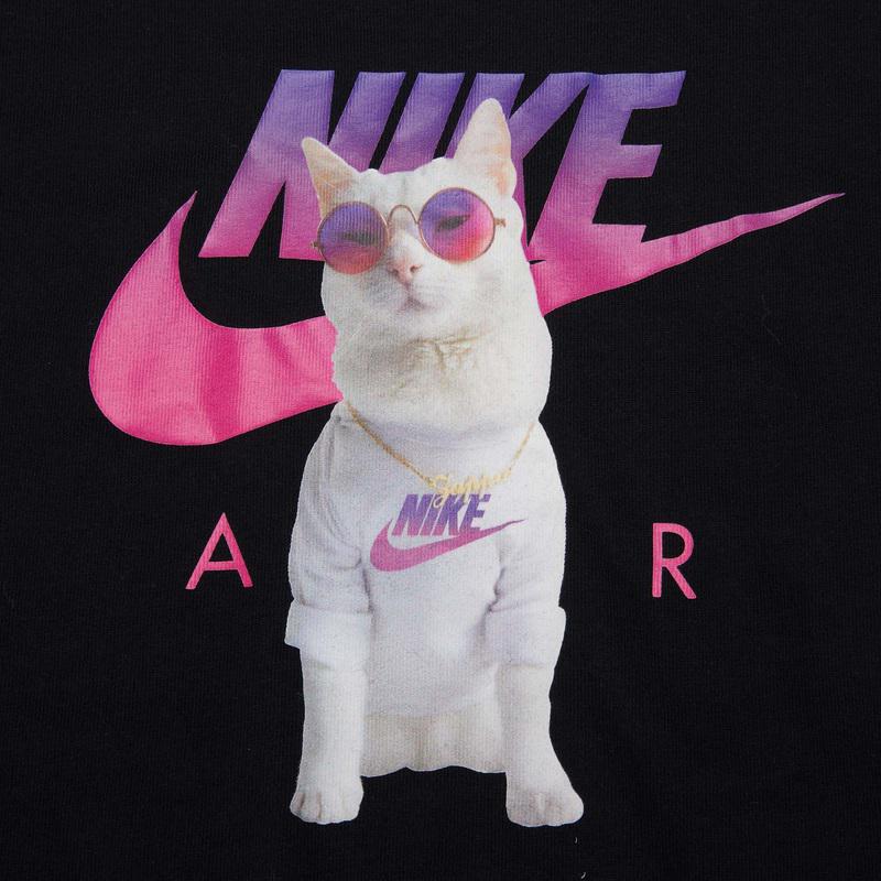 Nike Women's Sportswear Air Cat Graphic T-Shirt DD1496-010