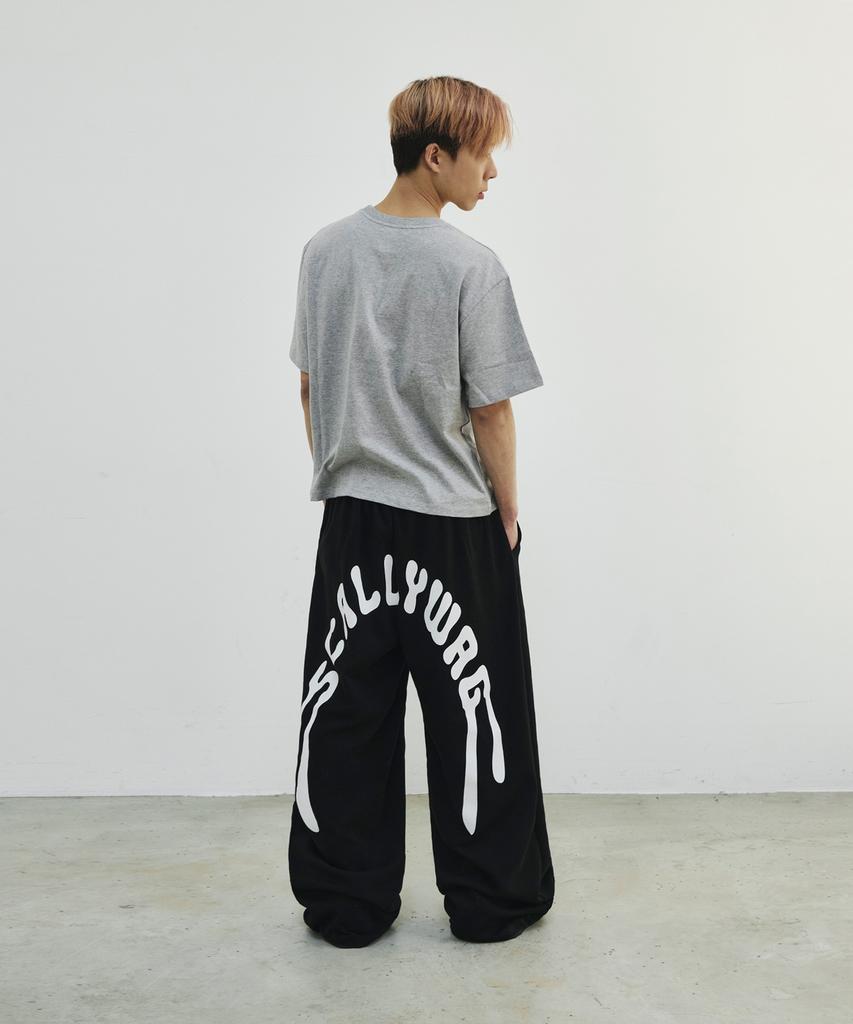 SCALLYWAG Summer Melting Lettering Sweatpants [Black]